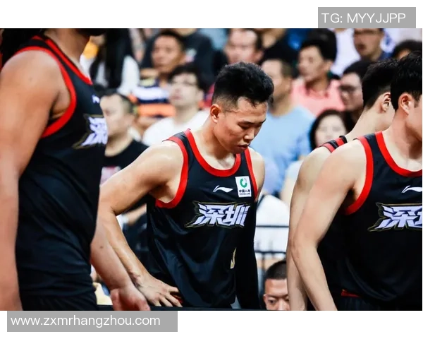 深圳极限运动队的进攻策略与热点分析探讨